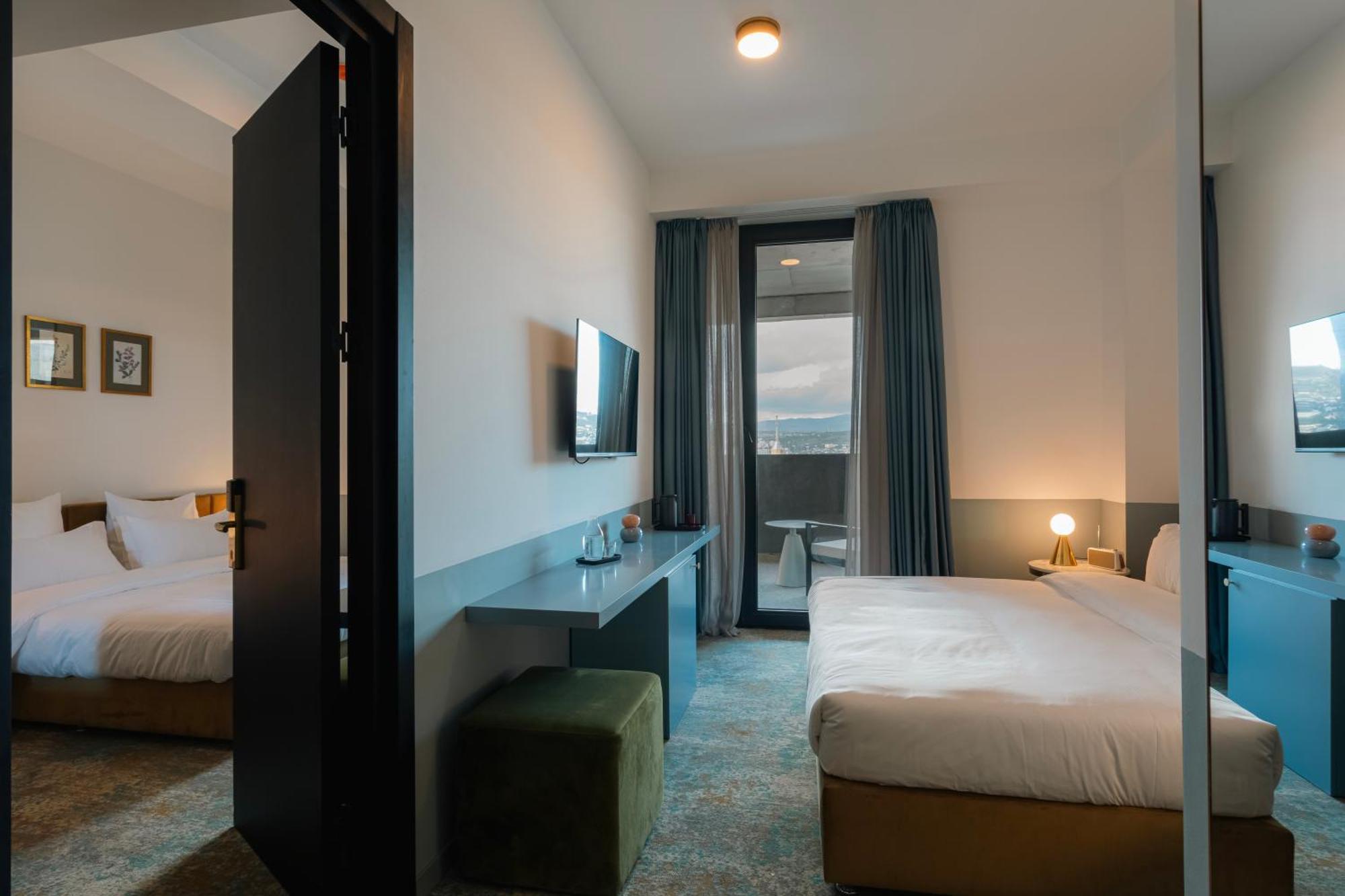 Castor & Pollux Hotel Tbilisi Eksteriør billede