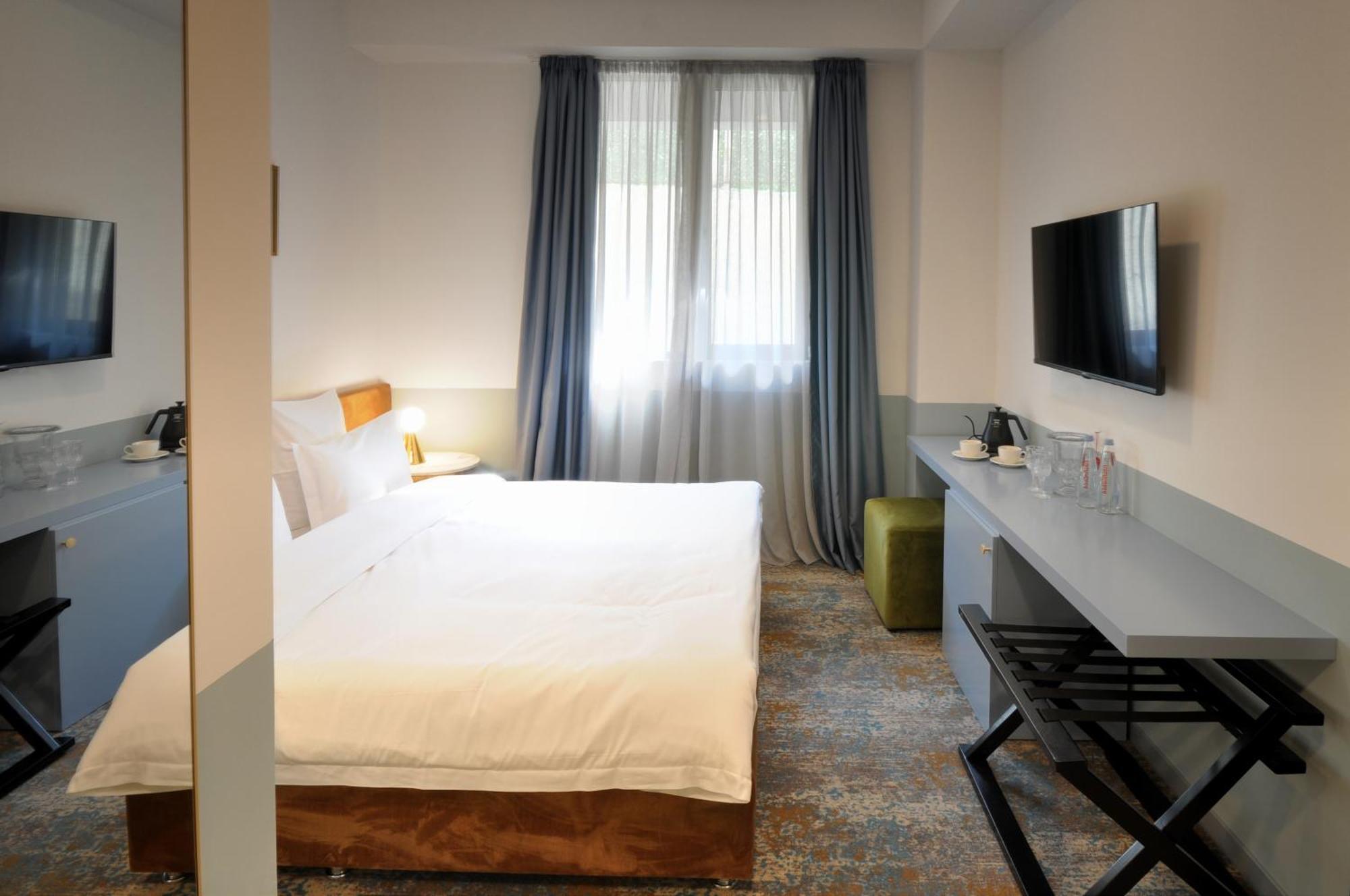 Castor & Pollux Hotel Tbilisi Eksteriør billede