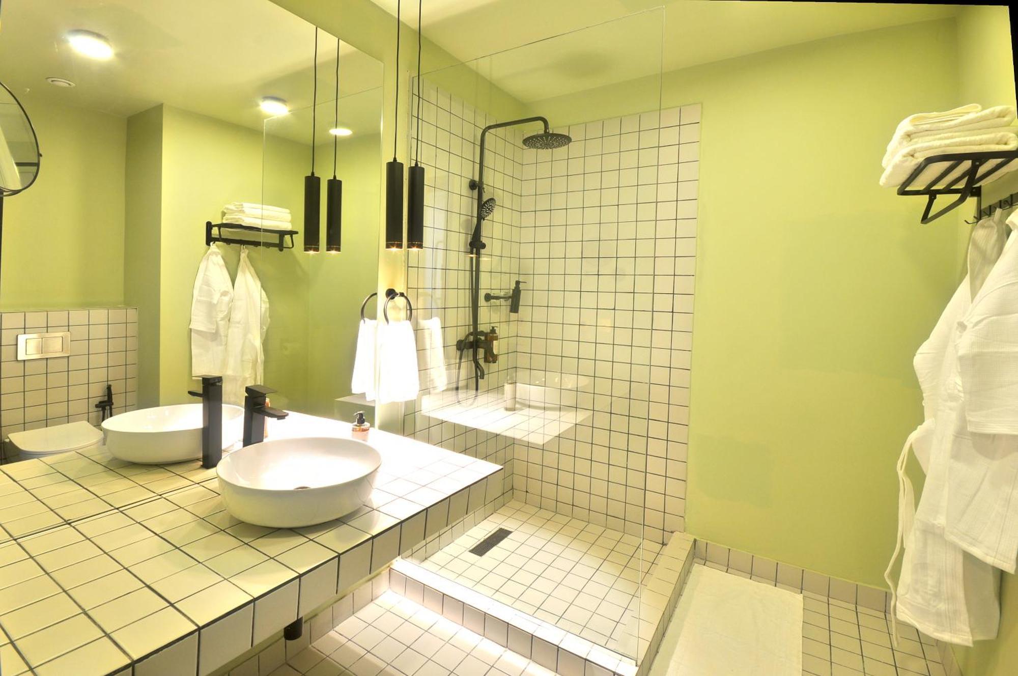 Castor & Pollux Hotel Tbilisi Eksteriør billede